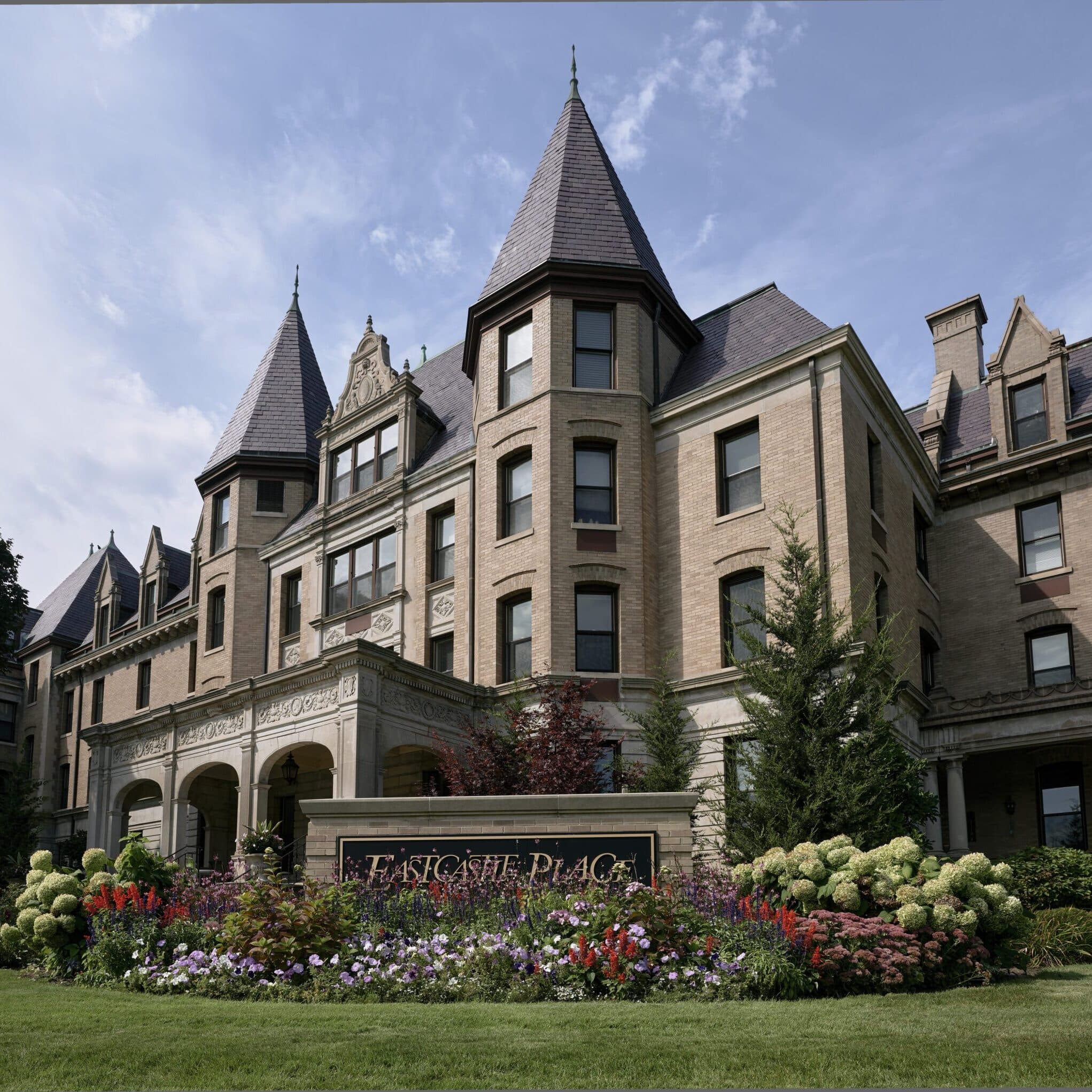Eastcastle Place, Milwaukee